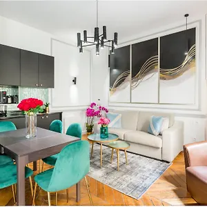 luxury-2-bedroom-2-bathroom-louvre-marais.fr-paris.fr/